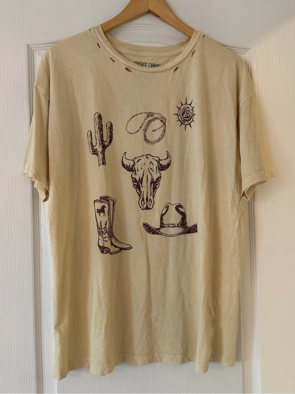 Vintage Canvas Country Distressed Tee Small